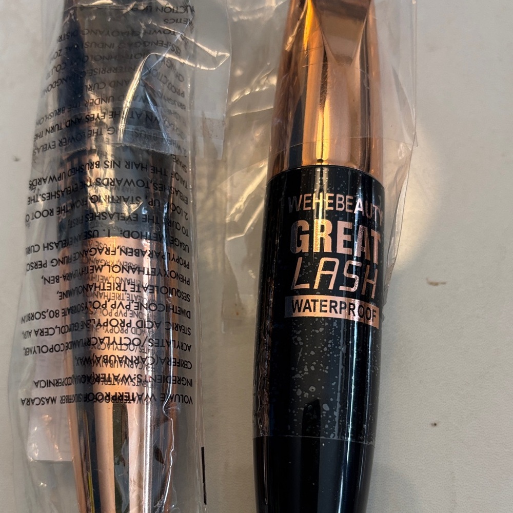 Waterproof Black Mascara